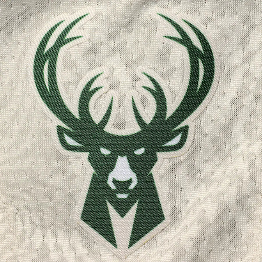 Milwaukee Bucks Nike Youth 2020/21 Swingman Performance Shorts - Icon Edition - Hunter Green