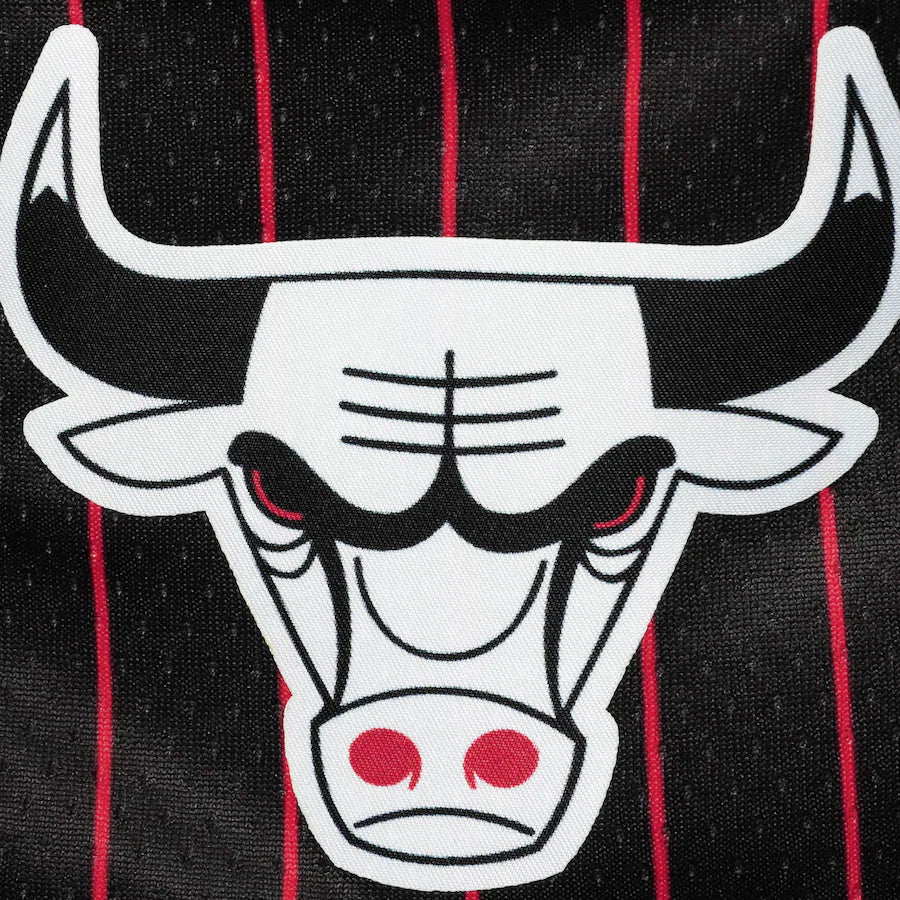 Chicago Bulls Nike 2021/22 City Edition Swingman Shorts - Red/Black