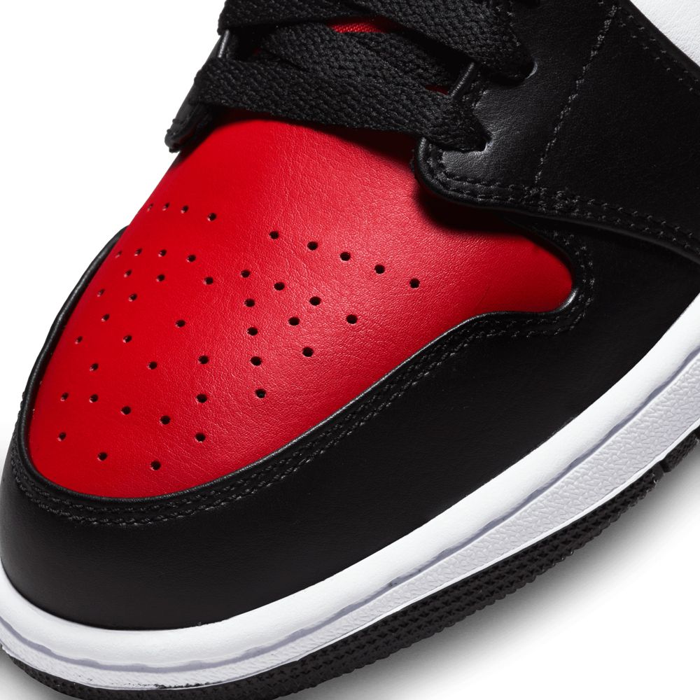 Air Jordan 1 Mid Shoes